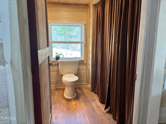 202 Greer Branch Road, Laurel Bloomery, TN 37680