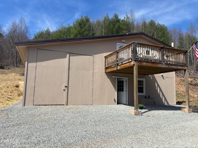 202 Greer Branch Road, Laurel Bloomery, TN 37680