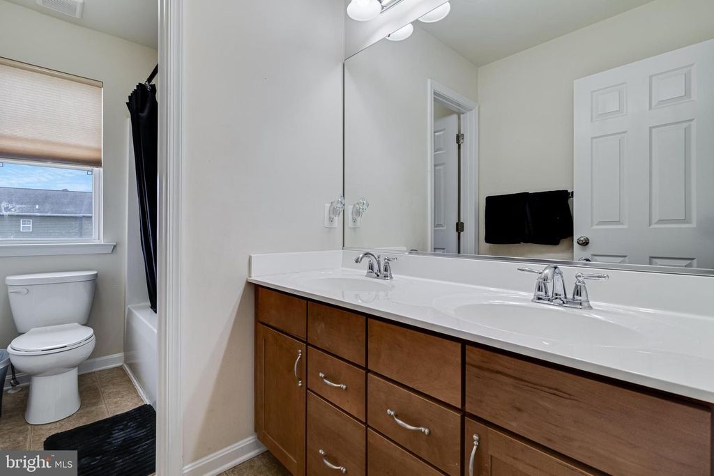 Image 27 of property listing at 45546 BETHSON ST, California, MD 20619