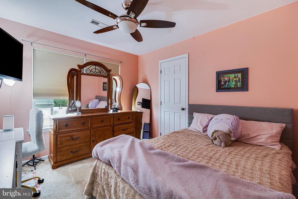 Image 28 of property listing at 45546 BETHSON ST, California, MD 20619