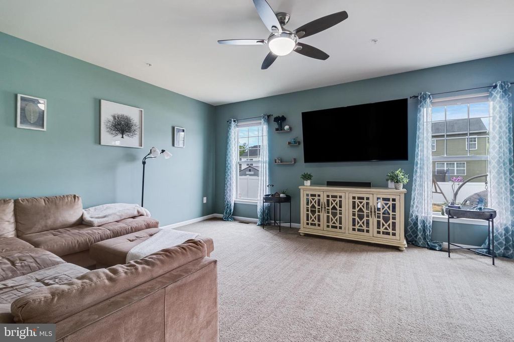 Image 7 of property listing at 45546 BETHSON ST, California, MD 20619