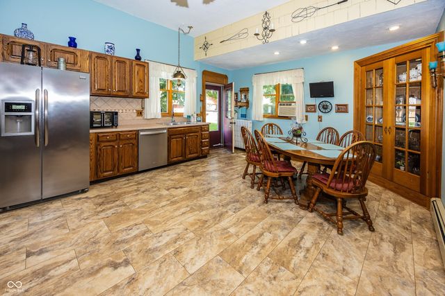 116 W Main Street, Knightstown, IN 46148