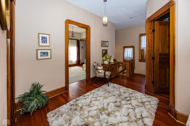 116 W Main Street, Knightstown, IN 46148