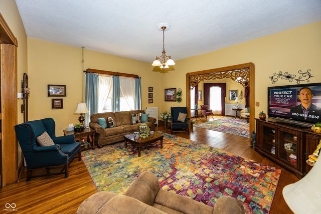 116 W Main Street, Knightstown, IN 46148