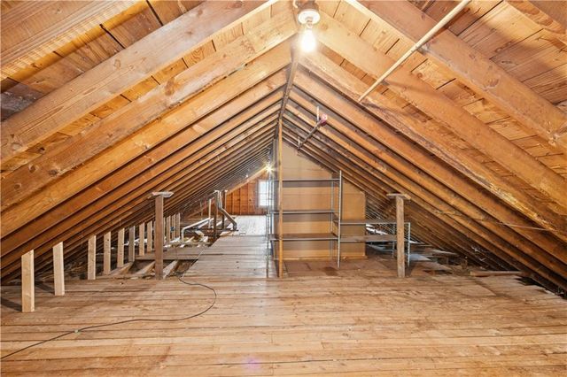 2515 W 65th Street, Mission Hills, KS 66208