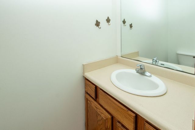 14543 Summit Drive, Clive, IA 50325