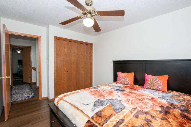 14543 Summit Drive, Clive, IA 50325