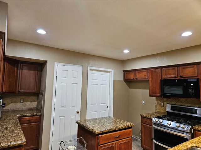 8807 Vista Springs Drive, Spring, TX 77379