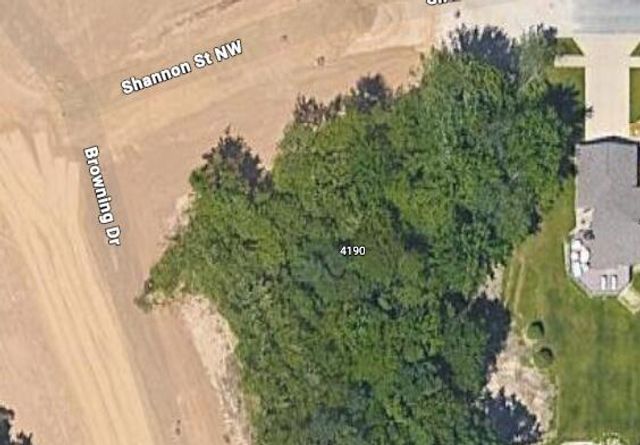 4190 Shannon Street NW, Grand Rapids, MI 49534