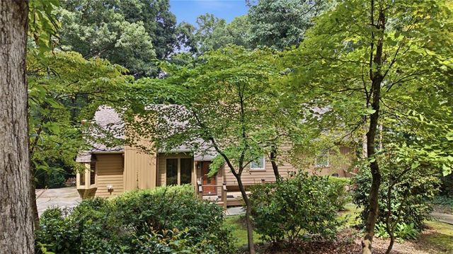 1515 Kincaid Road, Marietta, GA 30066