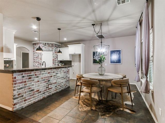 14573 Ashwood Court, Edmond, OK 73025