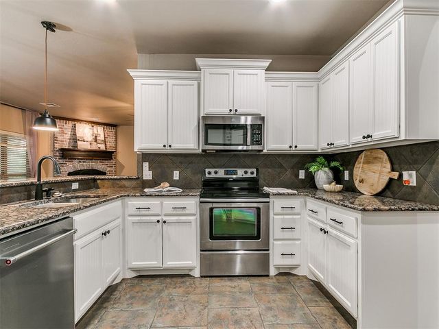 14573 Ashwood Court, Edmond, OK 73025