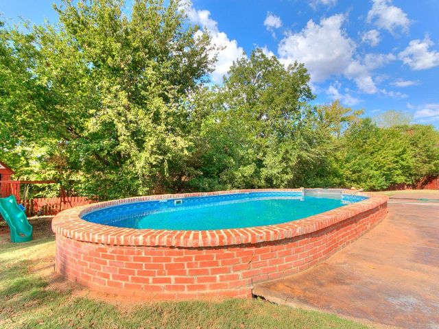 14573 Ashwood Court, Edmond, OK 73025