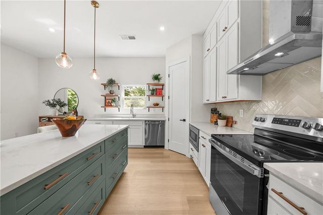 3962 Pinehurst Place, Decatur, GA 30034
