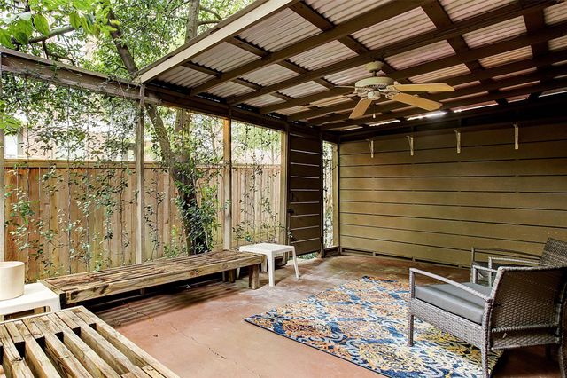 5252 Memorial Drive 5252, Houston, TX 77007