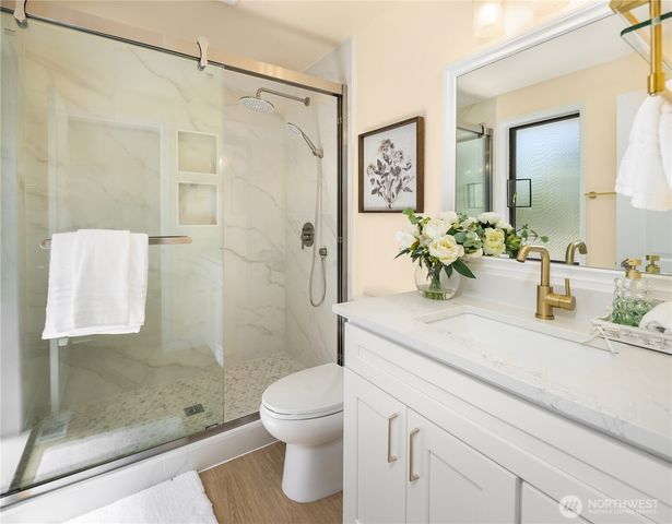 15015 SE 46th Place, Bellevue, WA 98006