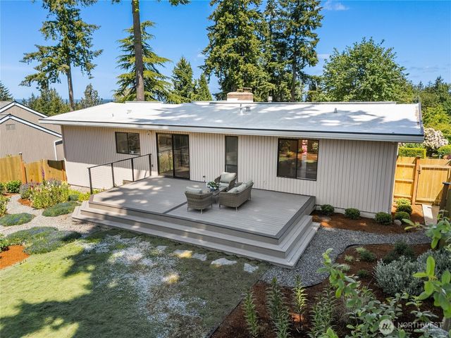 15015 SE 46th Place, Bellevue, WA 98006