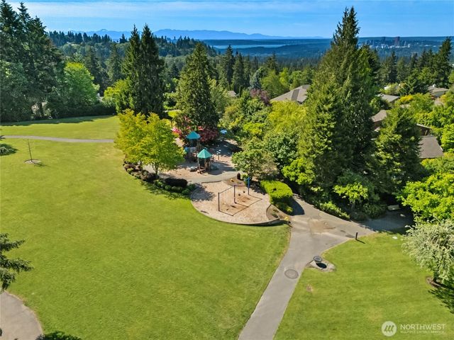 15015 SE 46th Place, Bellevue, WA 98006