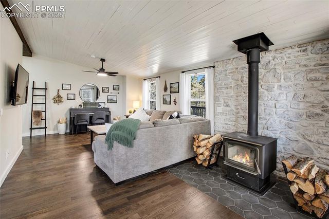 403 Pioneer Creek Drive, Florissant, CO 80816