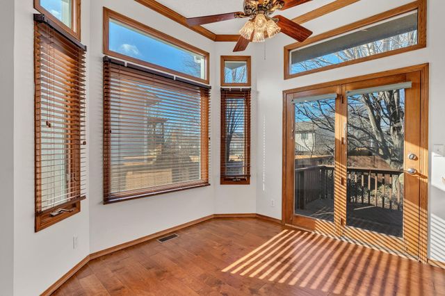 313 N Walnut Creek Dr, Derby, KS 67037