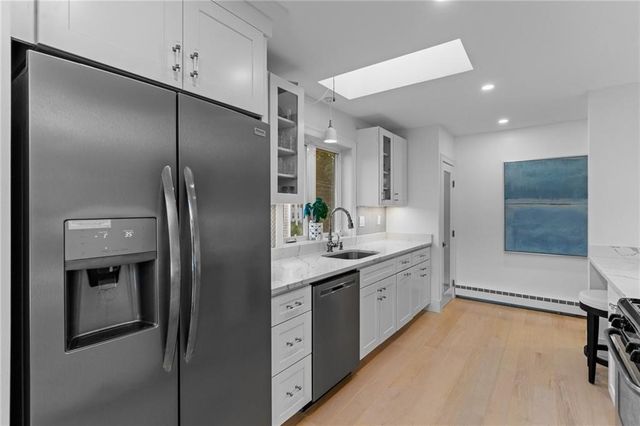 93 Riverside Drive, Wakefield, RI 02879