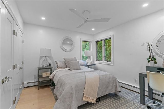 93 Riverside Drive, Wakefield, RI 02879