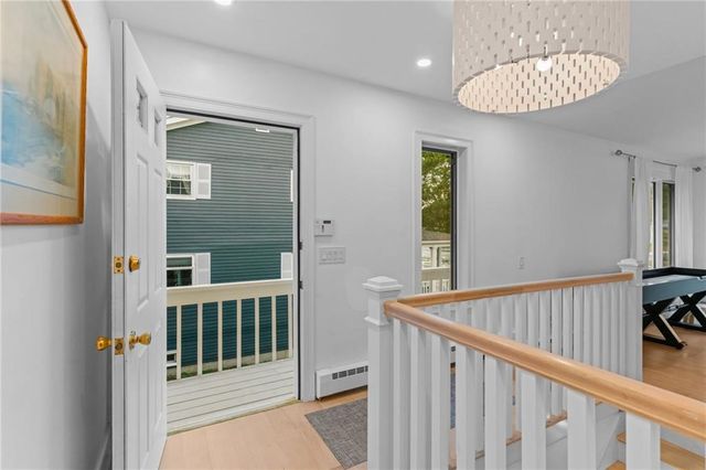 93 Riverside Drive, Wakefield, RI 02879