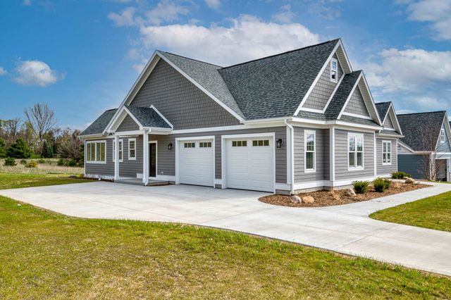 214 Vineyard Ridge Drive, Traverse City, MI 49686