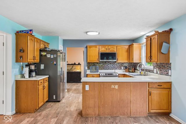 5422 Wakefield Drive S, Greenwood, IN 46142