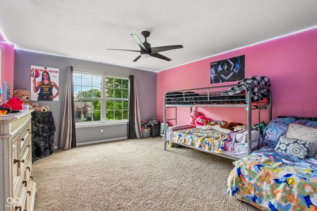 5422 Wakefield Drive S, Greenwood, IN 46142