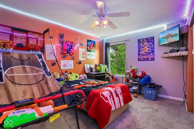 5422 Wakefield Drive S, Greenwood, IN 46142
