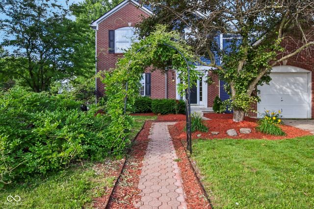5422 Wakefield Drive S, Greenwood, IN 46142