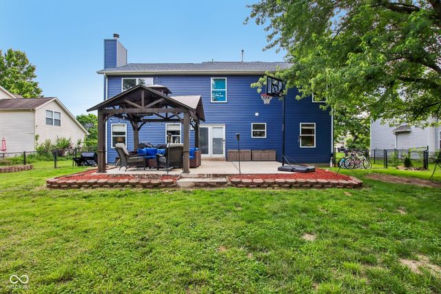 5422 Wakefield Drive S, Greenwood, IN 46142