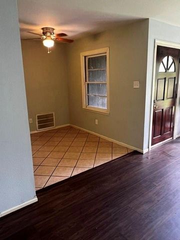 1602 Milam Street, La Marque, TX 77568