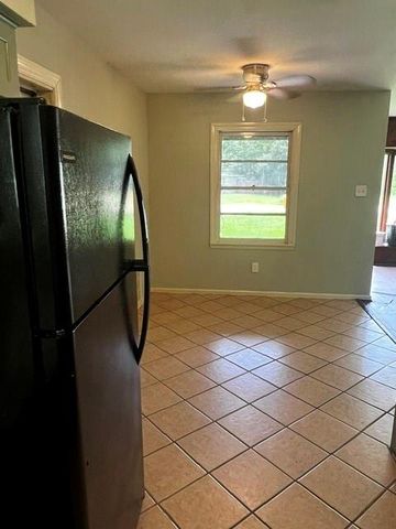 1602 Milam Street, La Marque, TX 77568