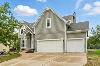 14813 W 70th Street, Shawnee, KS 66216