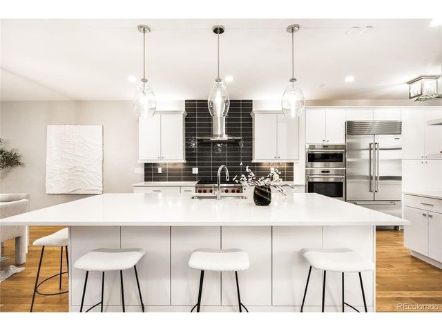 3221 Zuni St, Denver, CO 80211