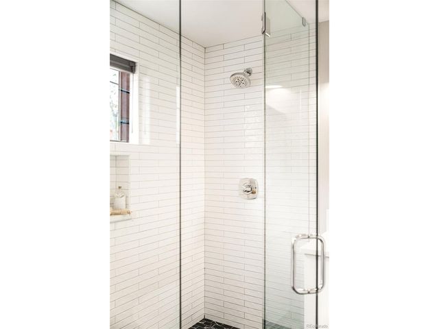 3221 Zuni St, Denver, CO 80211