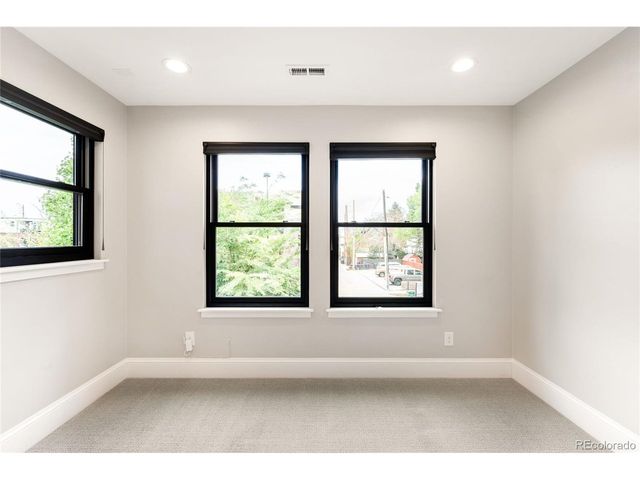 3221 Zuni St, Denver, CO 80211