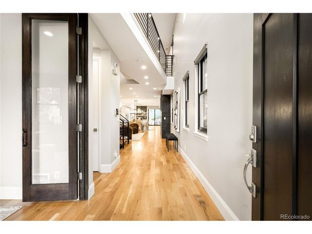 3221 Zuni St, Denver, CO 80211