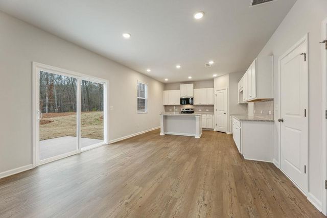 8047 Joyce Way, Fairburn, GA 30213