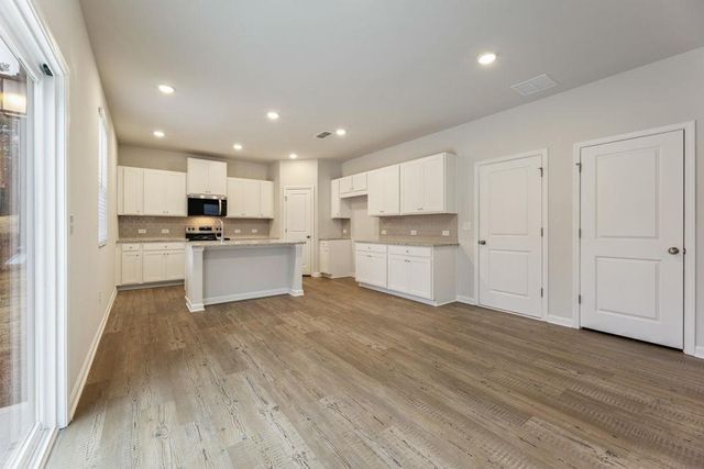 8047 Joyce Way, Fairburn, GA 30213