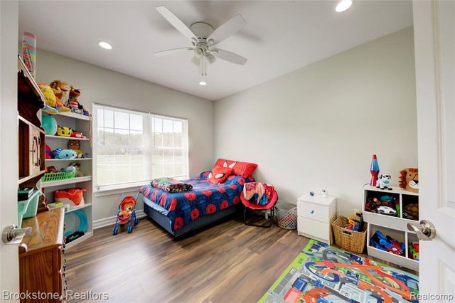 1266 Christine Drive, Lapeer, MI 48446