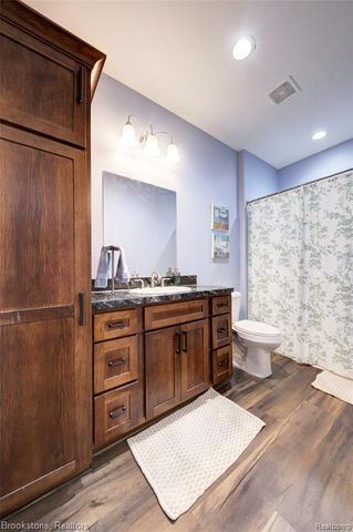 1266 Christine Drive, Lapeer, MI 48446