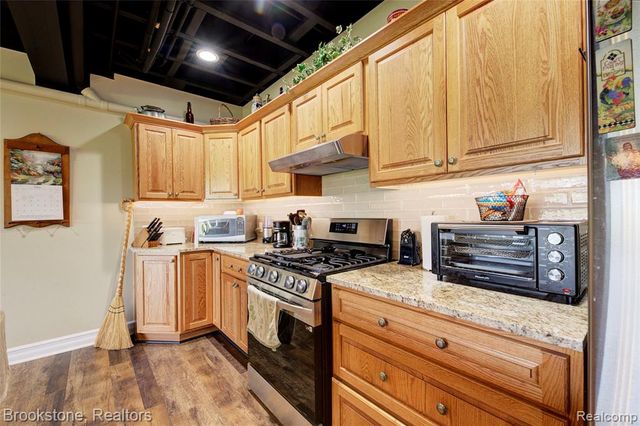 1266 Christine Drive, Lapeer, MI 48446