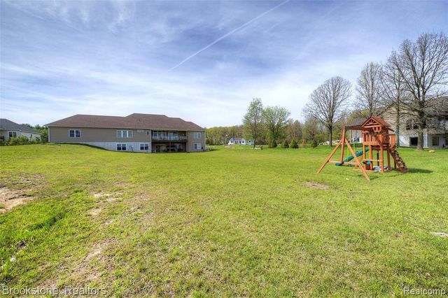 1266 Christine Drive, Lapeer, MI 48446