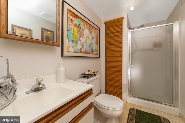 25 ACORN HILL DR, Voorhees, NJ 08043