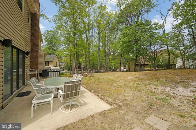 25 ACORN HILL DR, Voorhees, NJ 08043