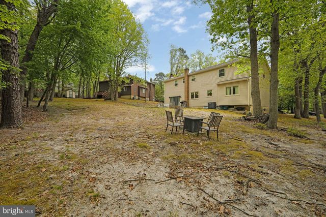 25 ACORN HILL DR, Voorhees, NJ 08043