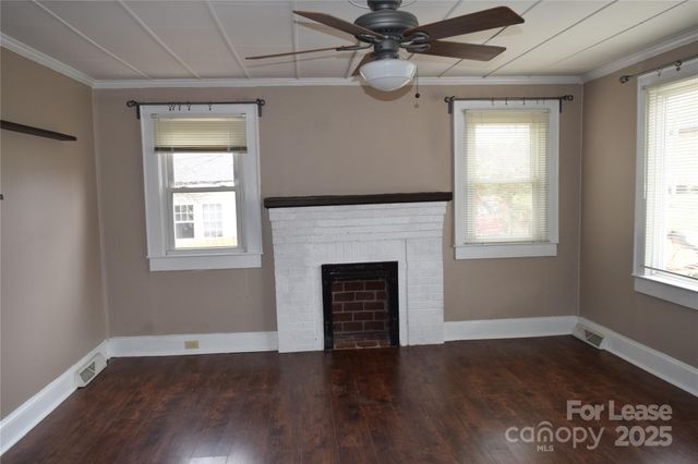 148 Brookwood Avenue, Concord, NC 28025